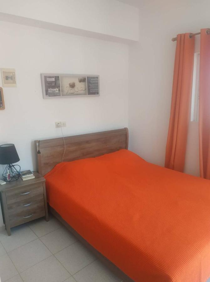 Spiros Apartments Livadia  Bagian luar foto